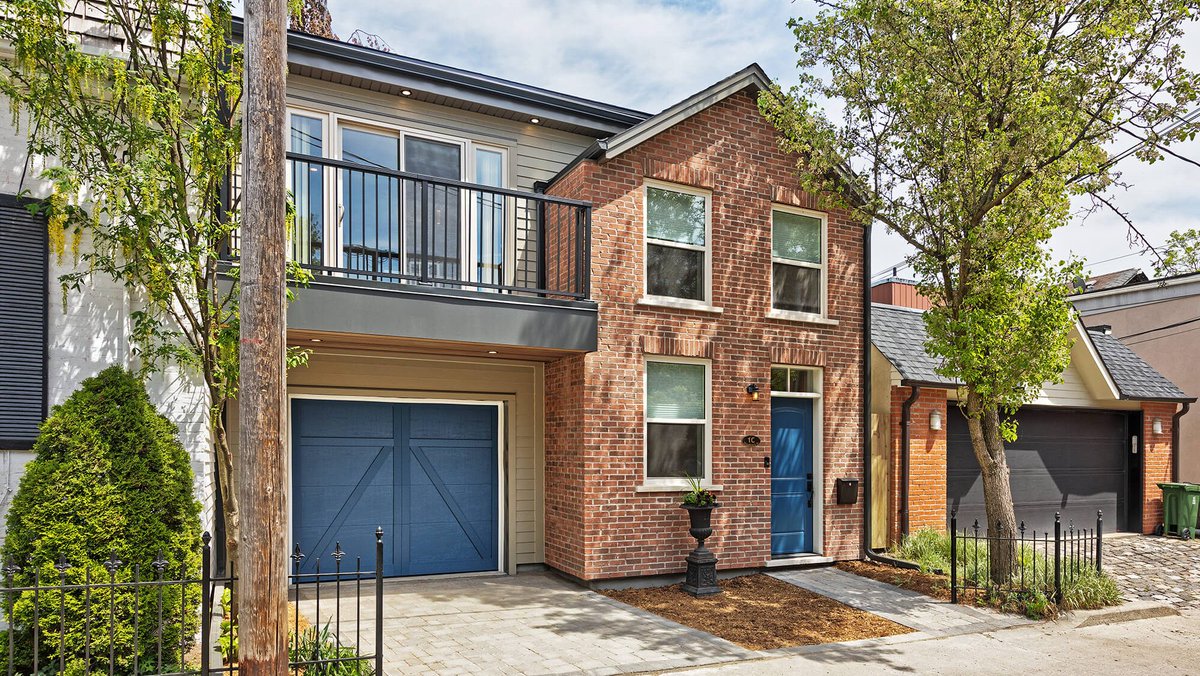 CouncilOpen's tweet image. Belleville Council agreed in principal pending a public consultation to re-apply to the federal Housing Accelerator Fund for $16.8M that would add an estimated 460 additional units over 3 years by allowing 4 unit dwellings on urban residential lots.
opencouncil.ca/belleville-mis…