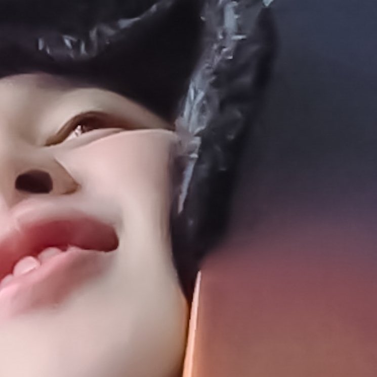 funnyjimin1's tweet photo. 😭🫂 https://t.co/mWaS4e3j7e