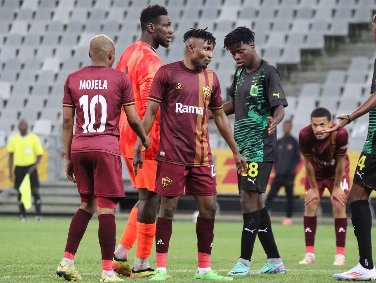 jenovicmbowa1's tweet photo. 🛑| #CAFC2 - Stellenbosch Football Club vs A.S VITA CLUB (2-0) FT https://t.co/sYOn9J1s59