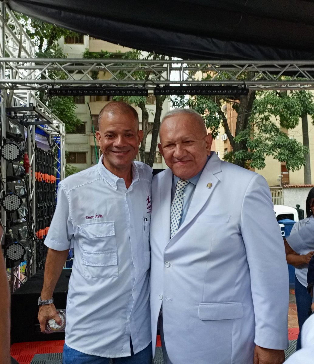 OmarAvilaVzla's tweet photo. Hoy estuvimos presentes en el Aniversario 83 de @ADVenezuelaa vaya nuestras más sinceras felicitaciones a sus militantes y simpatizantes, deseándoles que sean muchísimos más @adbernabe @mydonascimento https://t.co/PU7oPAHd8D