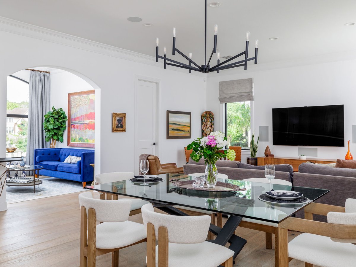 Catalyst_Texas's tweet image. A full home remodel can be daunting for first-timers, and Catalyst is here to help guide you through the process!  We&apos;ve put together a few tips to help you plan and get started 😉
. 
#PlanningYourRemodel #CatalystAustin #FullHomeRenovation
catalystaustin.com/5-remodeling-m…