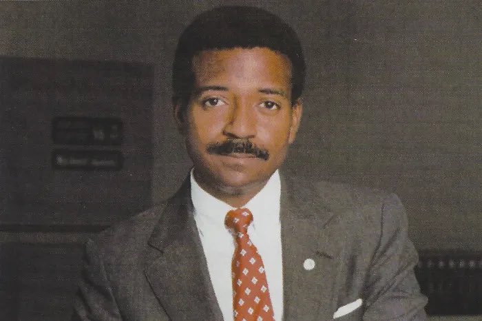 BET_FR's tweet image. Histoire vraie. 1996. Atlanta. Lance Herndon est millionnaire. 41 ans  consultant en informatique aimant, fils aimant il n’a qu’un seul vilain défaut : les femmes….#LoveAndMurder Ce Soir 📺 22h30