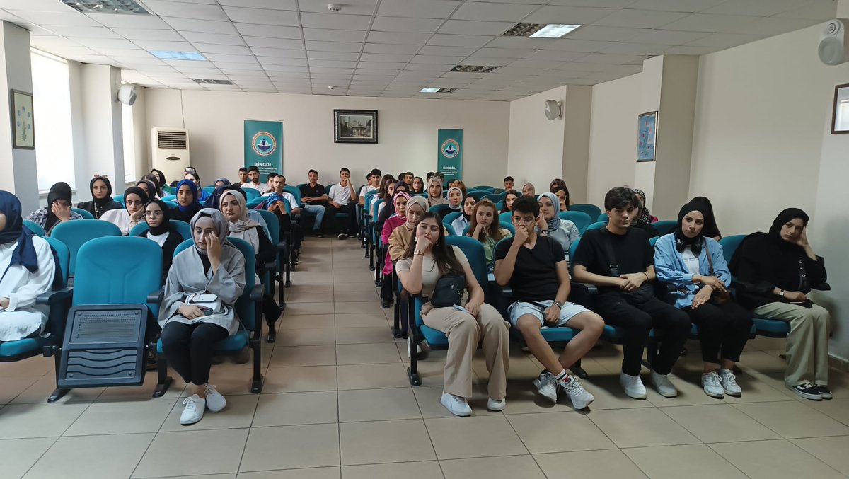 2024-2025 Eğitim Öğretim yılında Kurumumuzda mezun ögrencilere yönelik açılan Üniversiye Hazırlık DYK Kursu öncesi öğrencilerimizle tanışma ve bilgilendirme toplantısı yapıldı.
<a href="/bingolvaliligi/">T.C. Bingöl Valiliği</a> 
<a href="/bingolmem/">Bingöl MEM</a> 
<a href="/MustafaOzel66/">Mustafa Özel</a> 
<a href="/ZiyadinI53860/">ziyadin ipekçi</a> 
<a href="/Mukes_12/">Muhittin Keskiner</a>