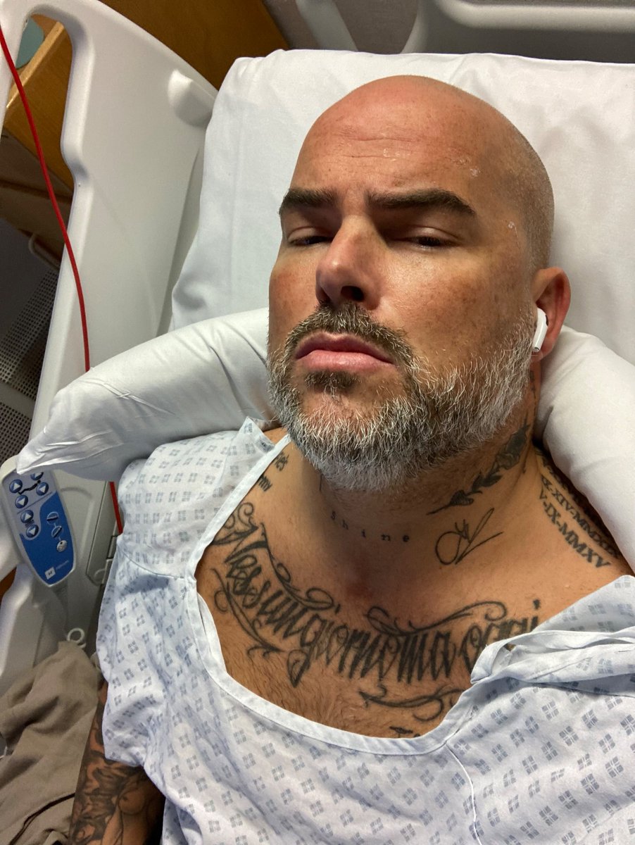 ACL, MCL and meniscus all (hopefully) now restructured.

Been a long day. 

Big three points tomorrow #nffc