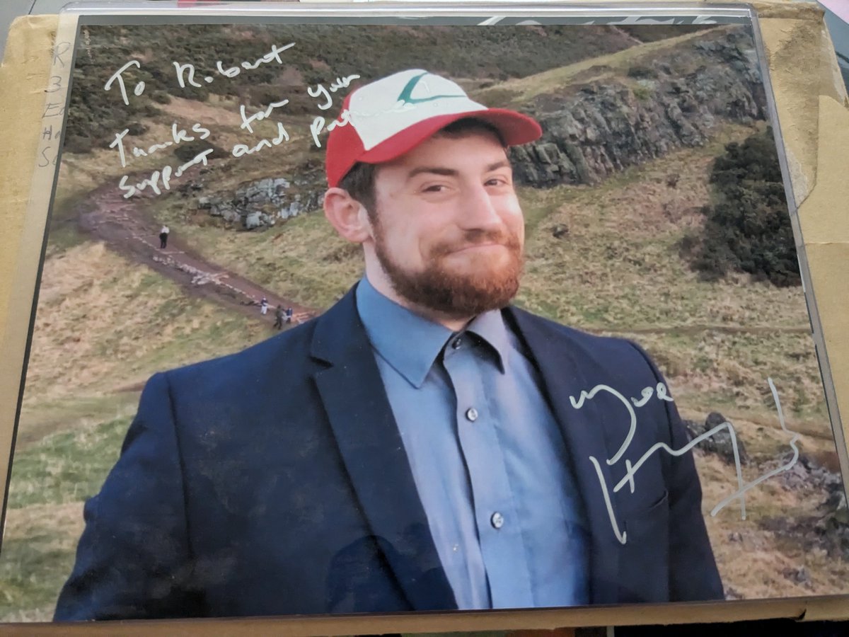 JolliffeRob's tweet image. I remember when I believe in @joehendry  after an issue with his webstore, I messaged Joe on Instagram, he not only got back to me, he sent me a personalised signed photo amongst other bits. Amazing guy given how busy he was. Joe deserves every ounce of success he gets right now.