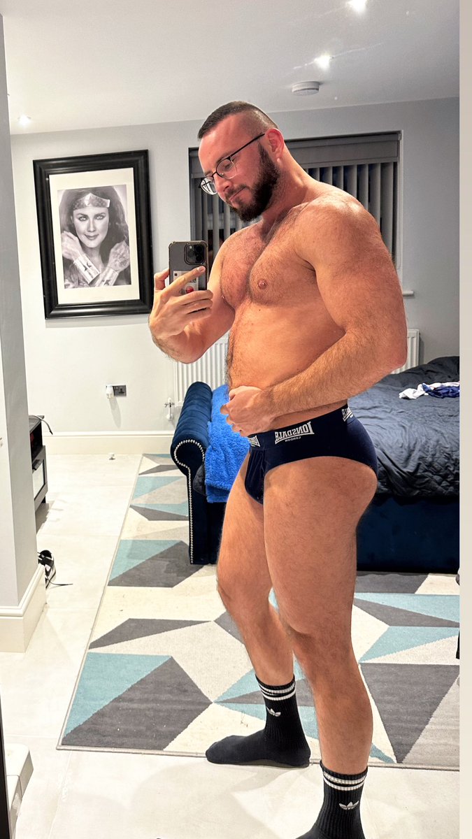 Happy Friday 💪🏼🍑