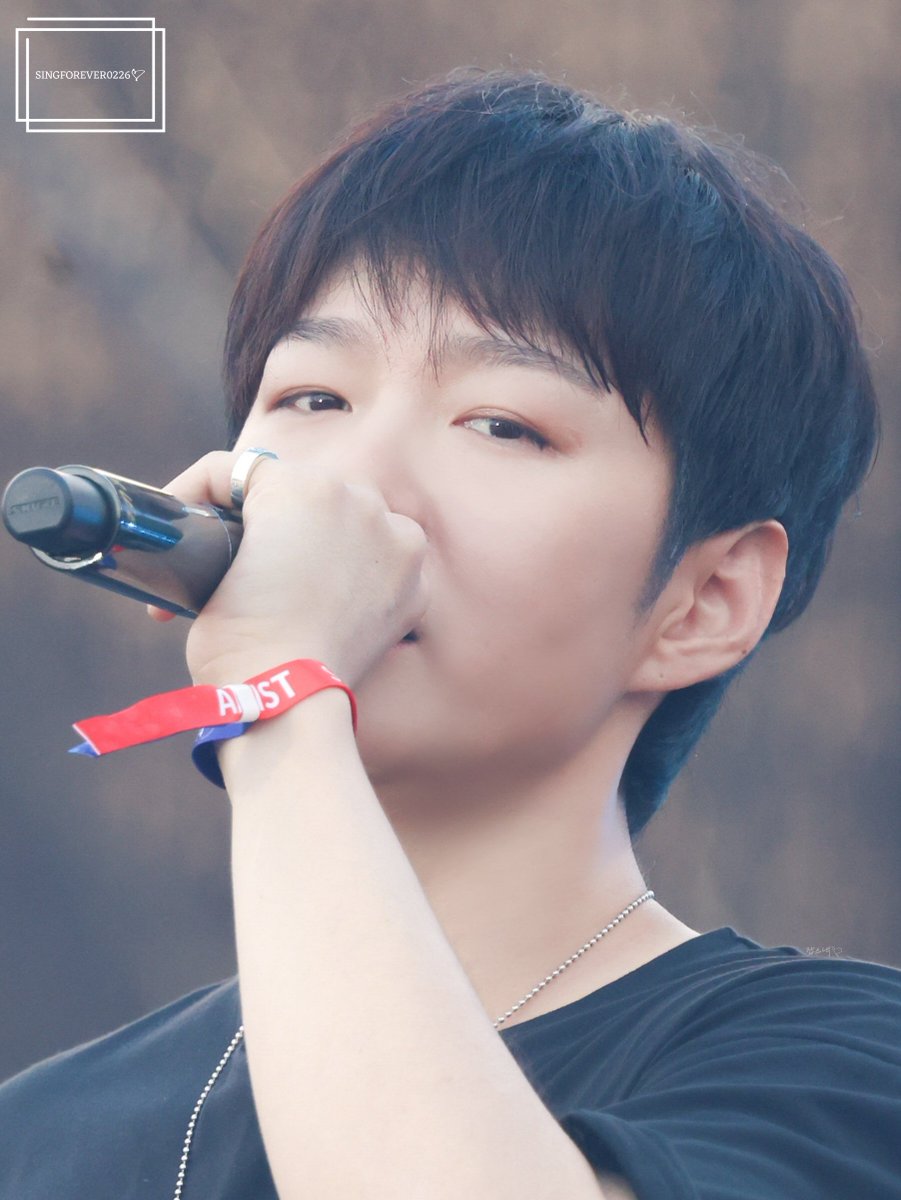 전과자한테 잡혀 옴 (잡스낵) tweet media