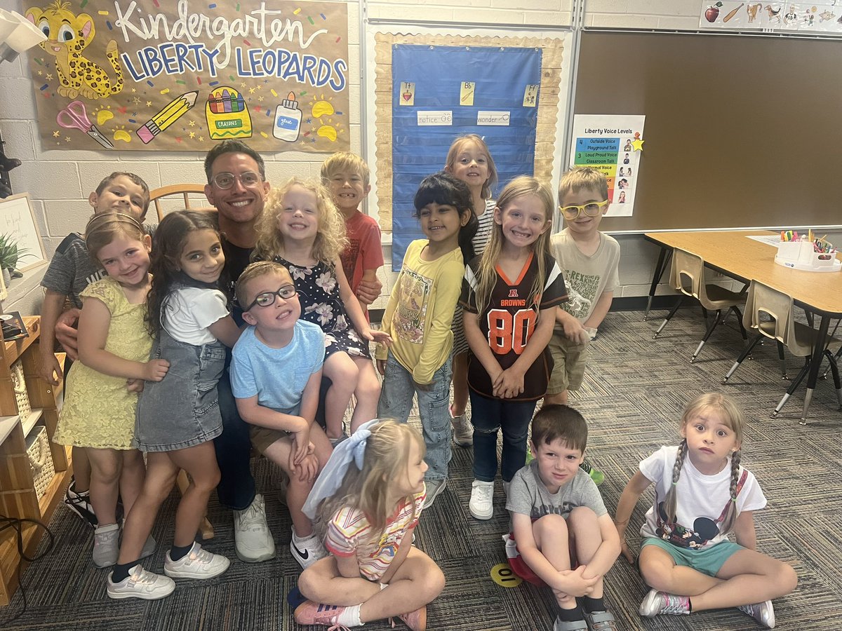 Ashley Balogh tweet media