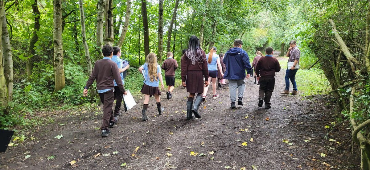 lfbriody's tweet photo. Catching up with what the @StBlanesGCC P7s have been up to in their first month of their final year of Primary.  Wildlife survey and planting peas as part of our impact of agriculture topic. @PaulineMcpetrie https://t.co/t3sDky0lwq