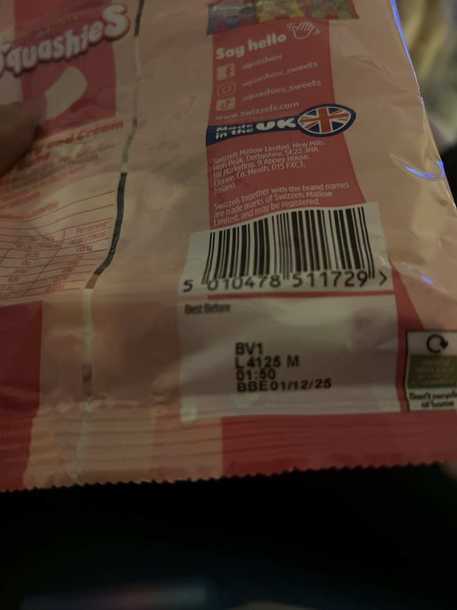 CazChesterFC's tweet photo. @squashies1 was enjoying my sweets until I found a bit of plastic in one of the sweets 😭😭 https://t.co/A5GdYAppYL