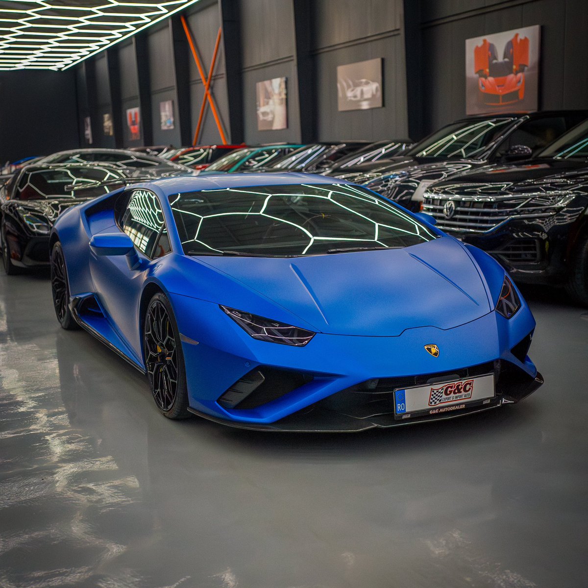 slsvetoslav's tweet photo. @Gadget44027447 He is not hiding any cars…

He bought his friends Alex S. and Alex D. a Huracan and a 488.

Check your info before posting fagg0t https://t.co/XTNV7ekcgC