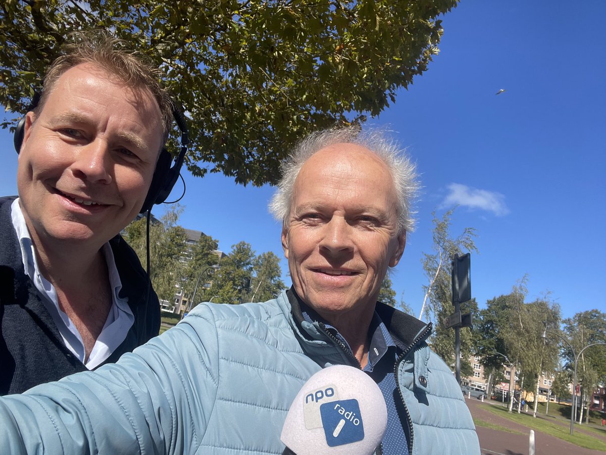 Vanmiddag interview ⁦<a href="/NPORadio1/">NPO Radio 1</a>⁩ ⁦⁦<a href="/nielsheithuis/">Niels Heithuis</a>⁩ over ziekenhuiszorg in ⁦<a href="/gem_Lelystad/">Gemeente Lelystad</a>⁩ en vertrouwen in politiek.Met mijn enigszins poëtisch alternatief voor de bede in de Troonrede. 
Zie link/1.44.52 tot 1.49.45
nporadio1.nl/uitzendingen/n…