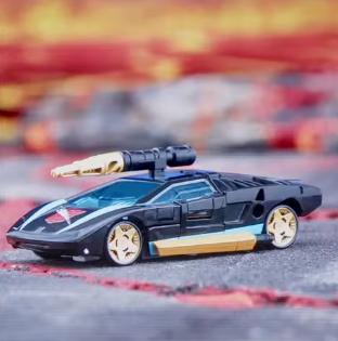 ellebot's tweet image. Armada Wheeljack! #Pulsecon