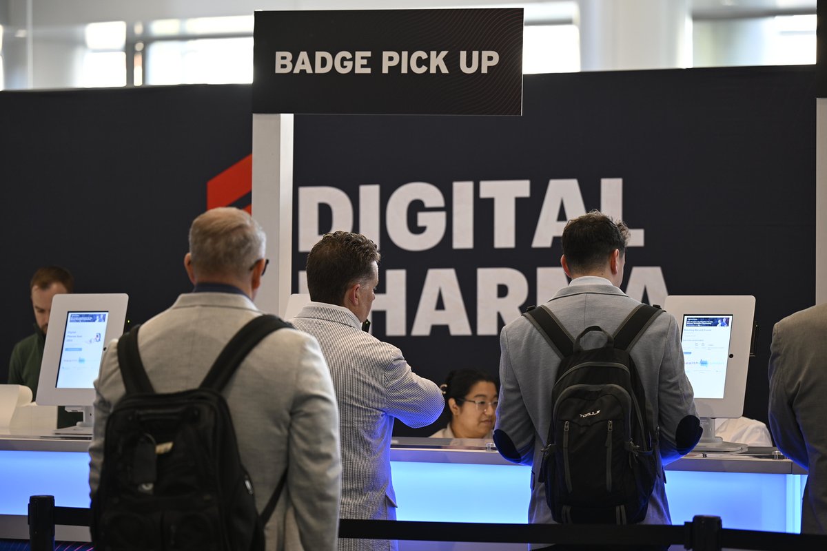 Rebecca Willumson tweet media