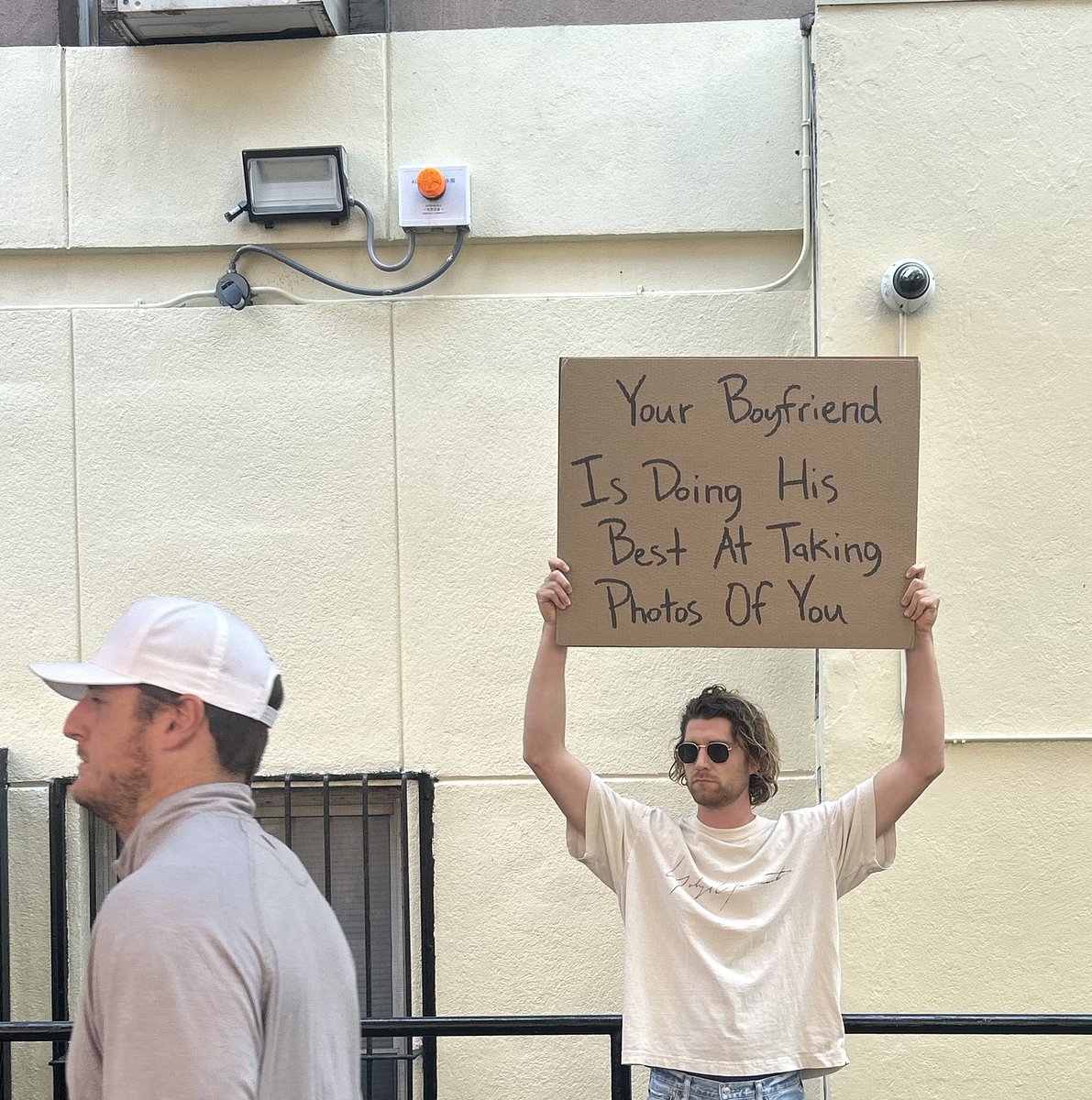 seth (@dudewithsign) on Twitter photo 