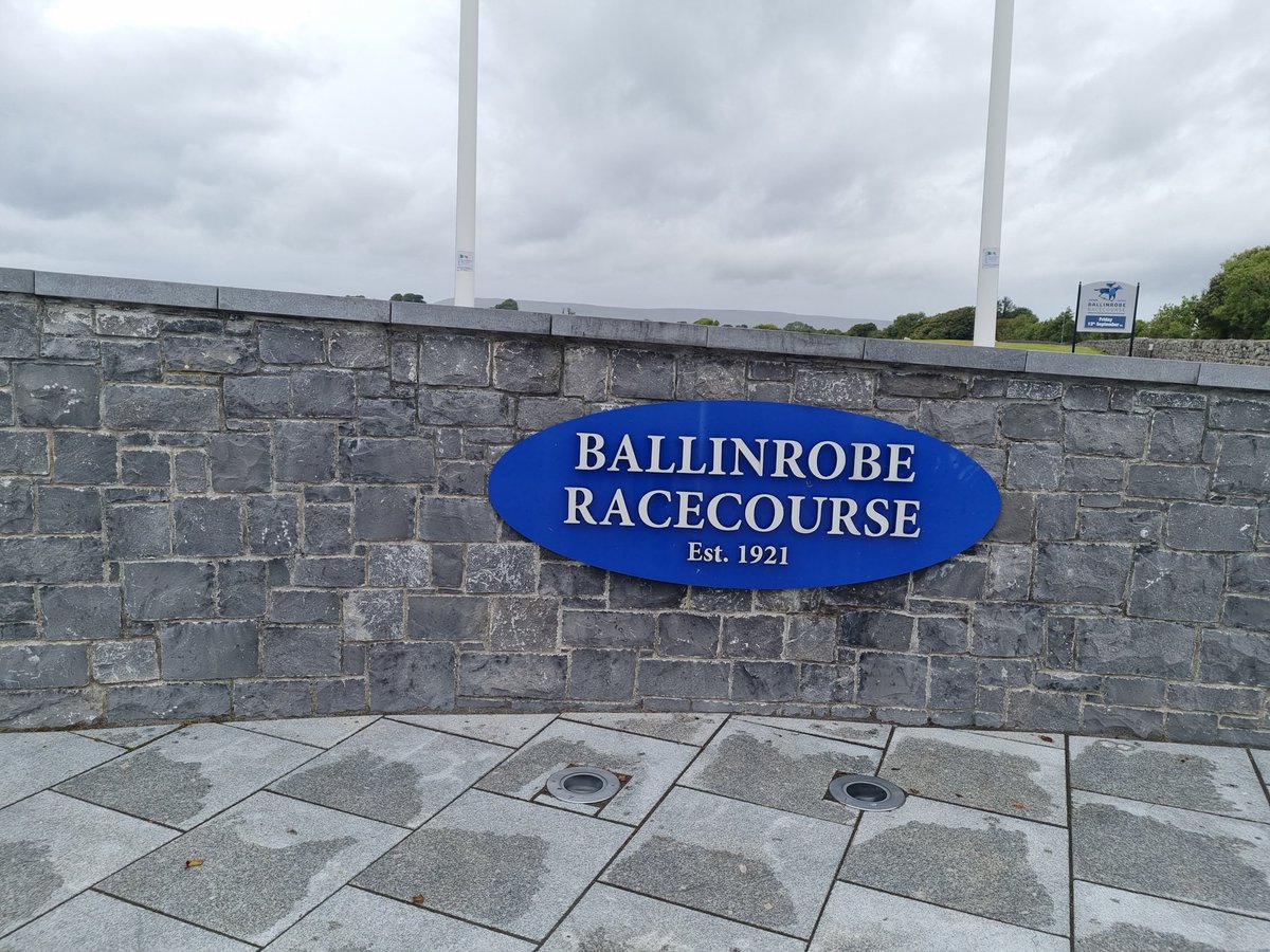 marionmort72's tweet photo. Fab week had in Southern Ireland with 2 new racecourses ticked off the list 🐎 @Galway_Races @BallinrobeRaces 
Friendly, warm welcome &amp; great value for money! https://t.co/G4yWqM2Br0