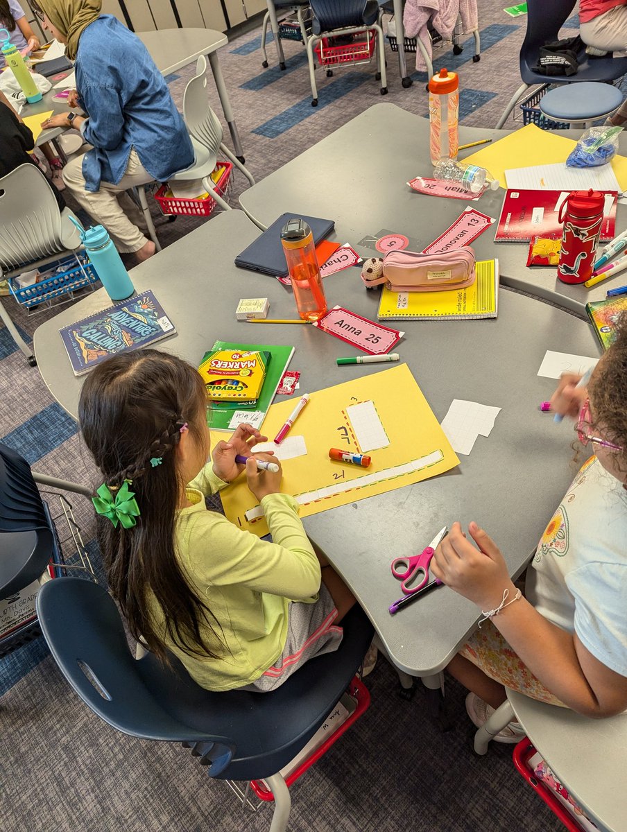 Sara Lynn Davis tweet media