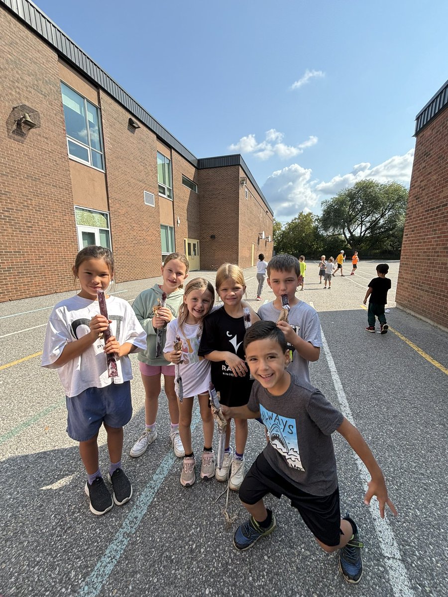 Ms. Panetta tweet media