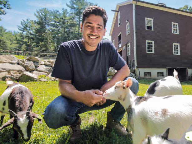 NKOTB's tweet photo. ICYMI: @jonathanrknight is nominated for @people’s Sexiest Handyman! Vote now: https://t.co/WptBw7MqJZ https://t.co/hy7yJeDNsA