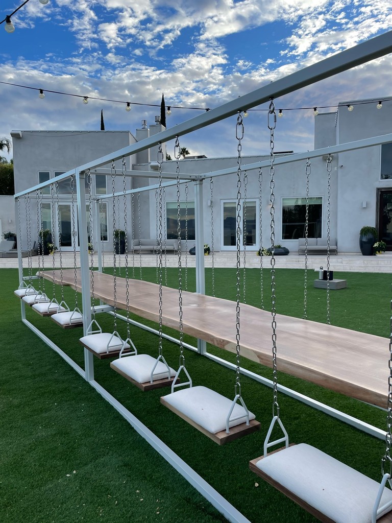 swingtables tweet media