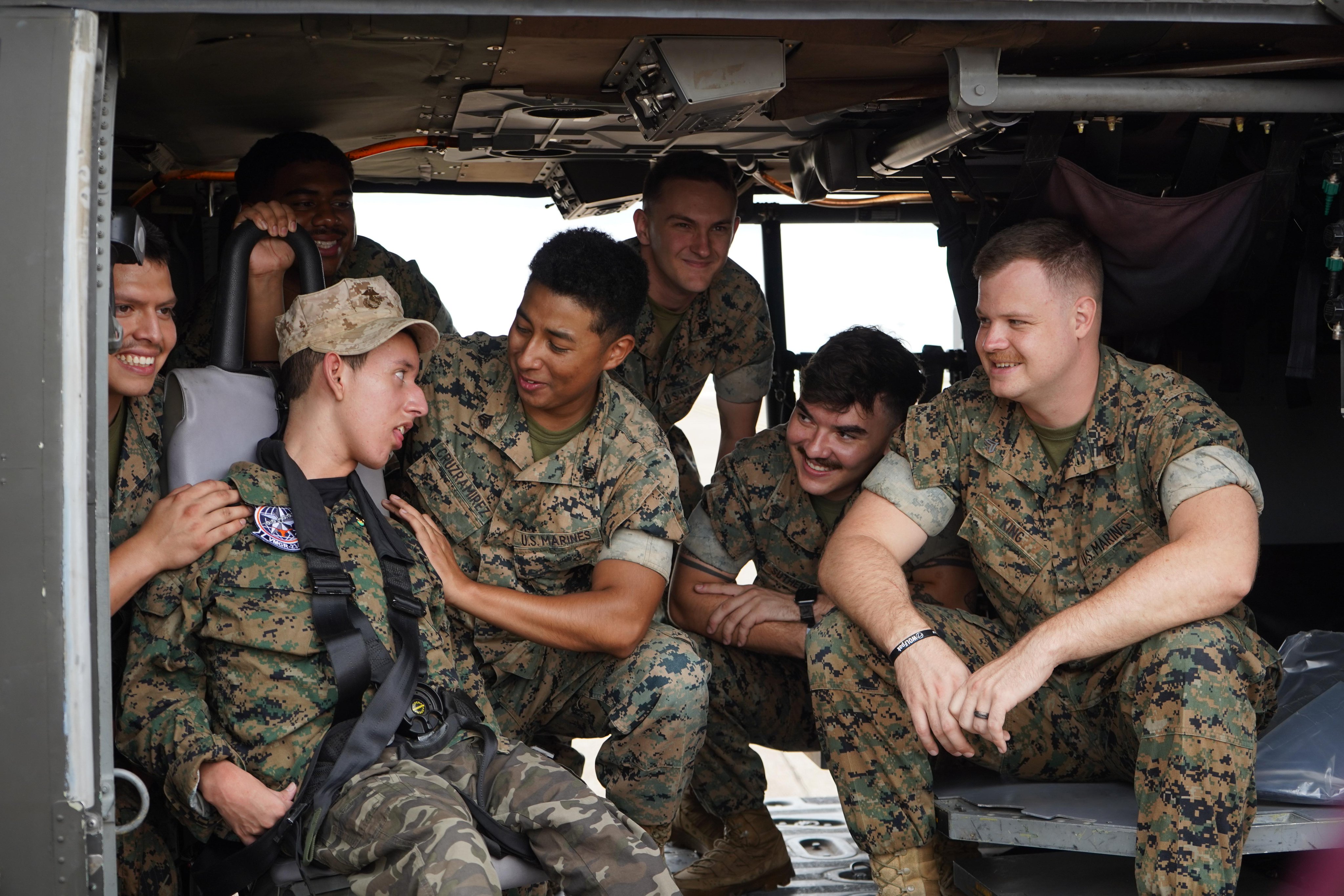 U.S. Marines on X: "#Marines with 8th Marine Corps District hosted Oscar  Monge and his family for his “Marine for a day” @MakeAWish event to  celebrate his 14th birthday. Make-A-Wish provides an