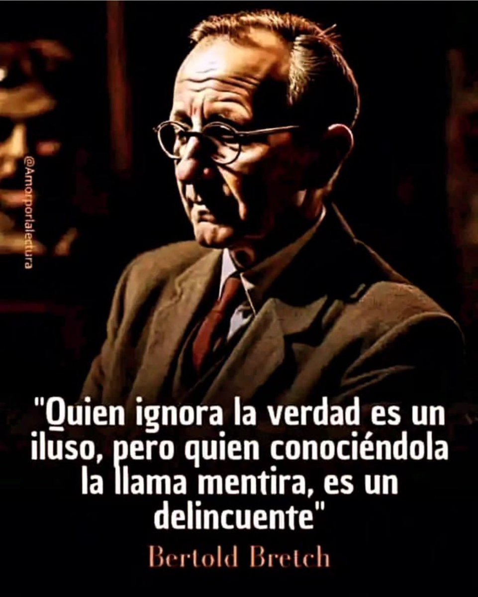 juliancl1946's tweet photo. @ElUniversal No sean mentirosos folletín de barrio, el periodista barrio el piso con el mentiroso y mediocre del fiscal , no desinformen https://t.co/G3mPhrE7tq