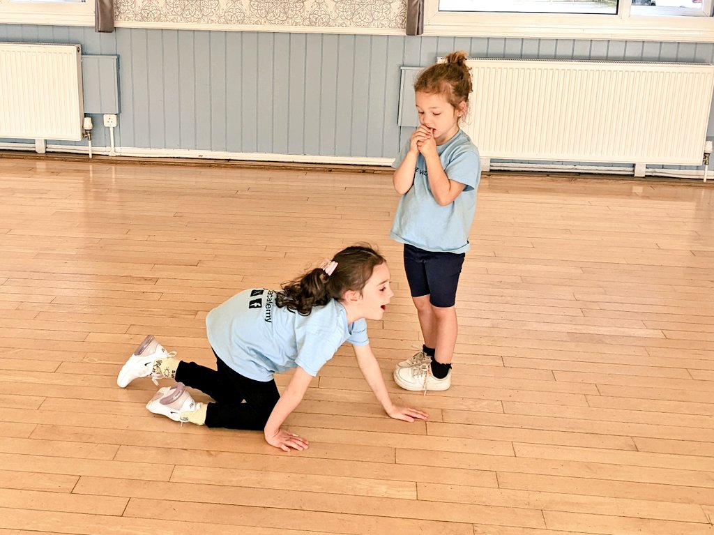 🎊 HAPPY ROALD DAHL DAY 🎊

Our younger #middleton class have been having a MAGICAL time performing THE MAGIC FINGER this half term ☝️

Today we performed a scene from the story about the girl turning her teacher into a CAT with her magic finger! 🙀

Thank you <a href="/roald_dahl/">Roald Dahl</a> ❤️
