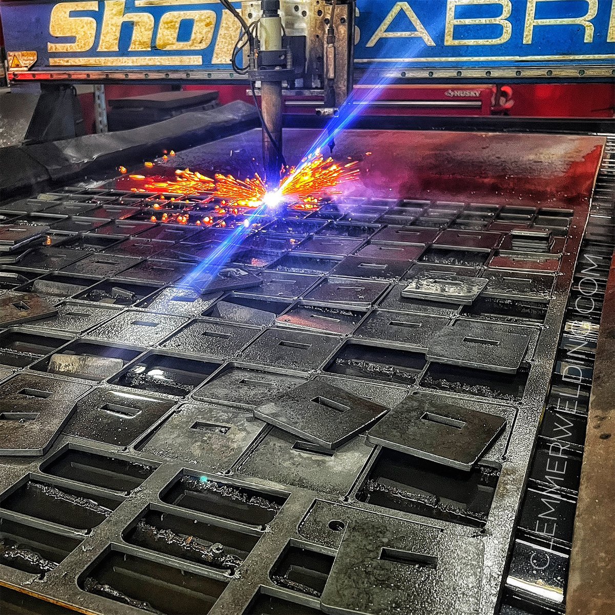 ShopSabreCNC's tweet image. No one takes photos of our plasma machines quite like @ClemmerWelding
What is something you've always wanted to make with a ShopSabre Plasma?

#shopsabre #cncplasma #plasmacutter #metalworking