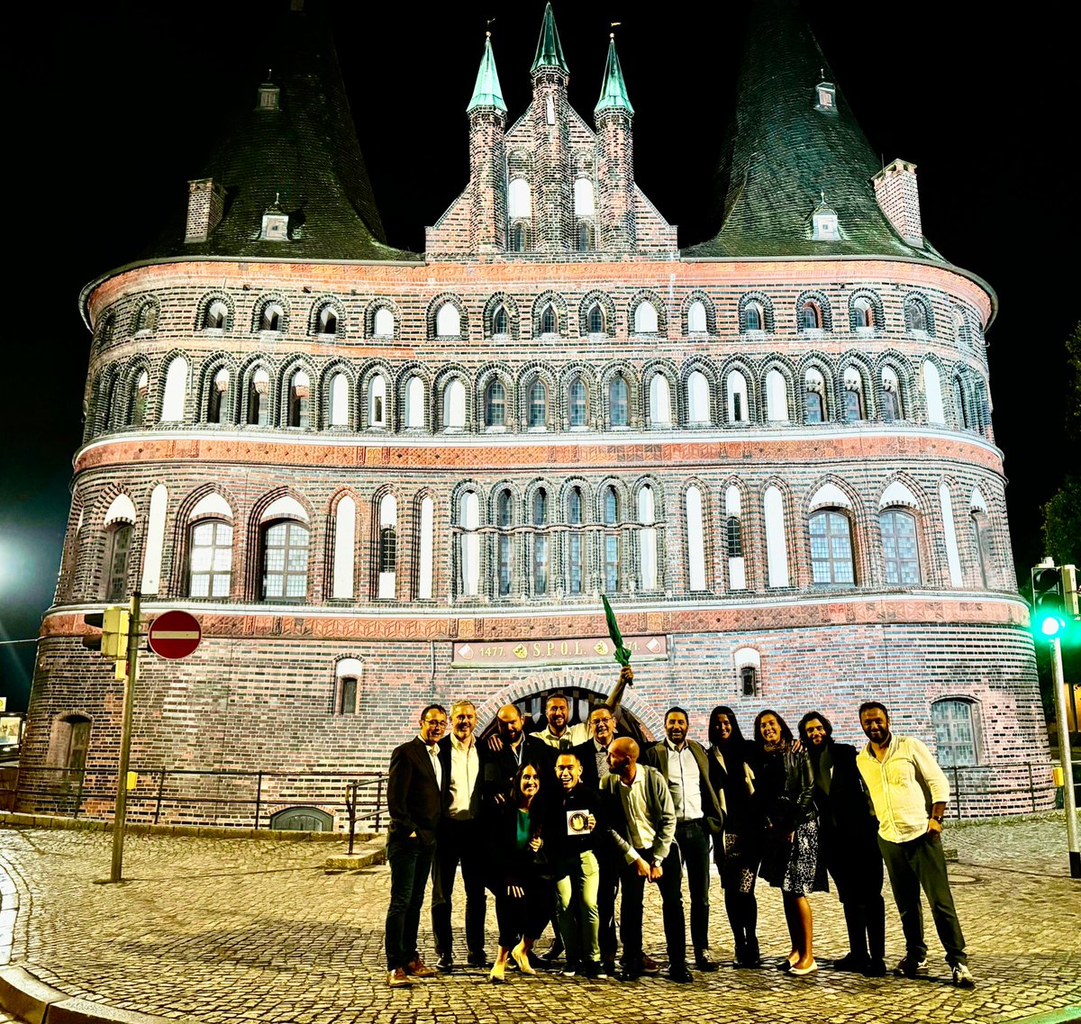 drserefoglu's tweet photo. We enjoyed 2 full days of live surgeries and insightful lectures from the giants in #prostheticurology in the @UKSH_KI_HL #Lübeck. Grateful to @OsmonovDr @SKWilson10 @rigiconurology and everyone who made it such a success! https://t.co/2uT5tbl6hc