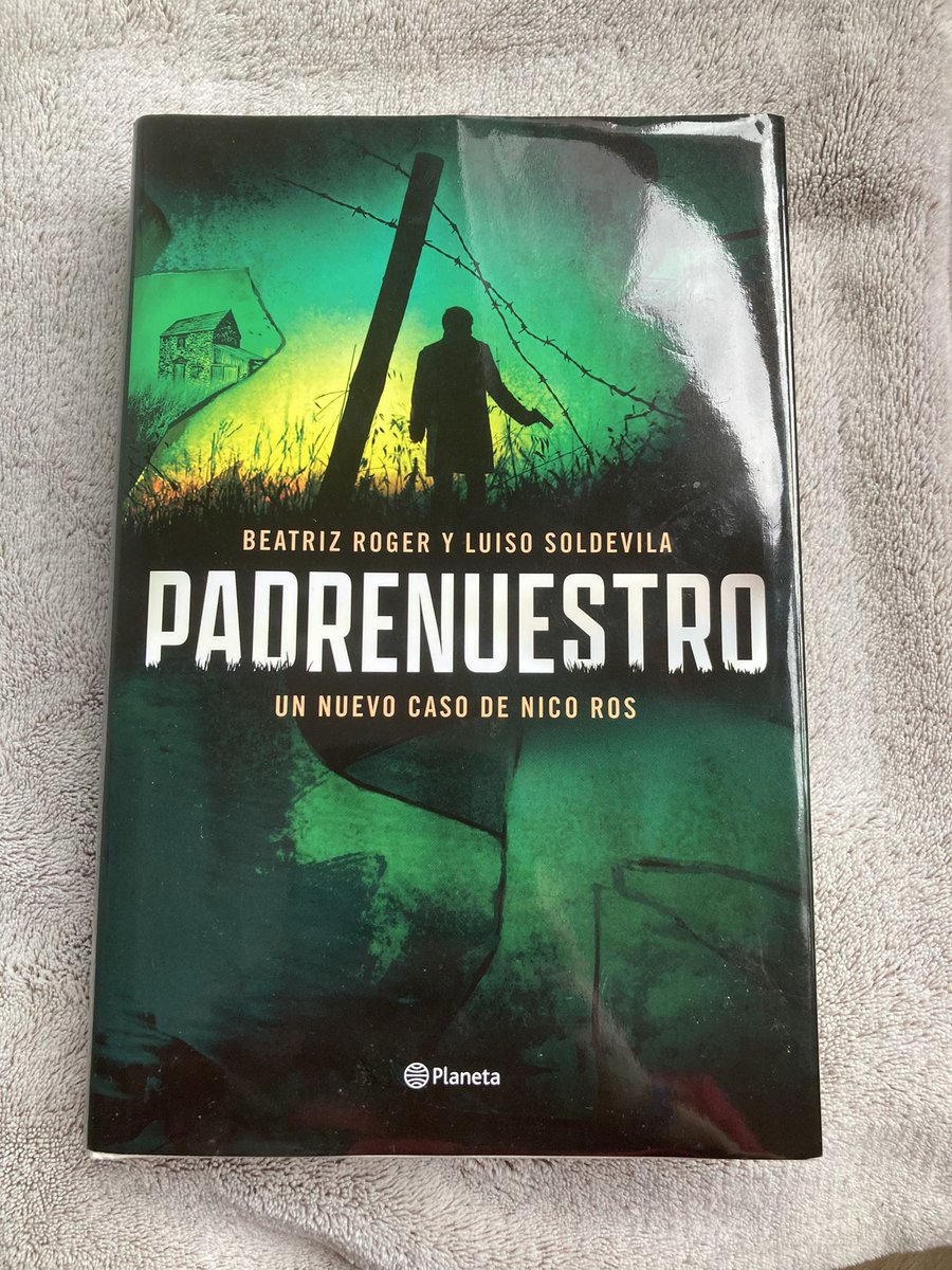 amendiri's tweet photo. Bea Roger y @Luisoldevila han escrito un segundo caso redondo de su detective Nico Ros. De nuevo la tranquilidad del Bajo Ampurda se rompe por una cadena de asesinatos macabros. Aquí la intriga y la violencia del noir se mezclan con un relato humanísimo. @edit_planeta https://t.co/nKNCt46V4y