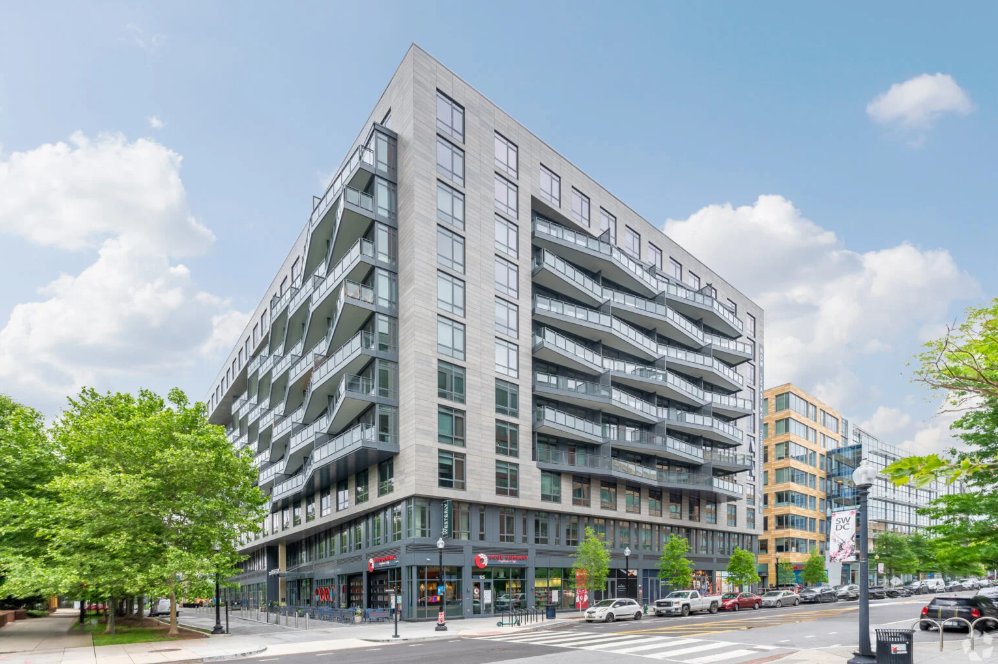 Find out why new and historic buildings are defying the fall in DC's office market: bit.ly/3ZizTJZ