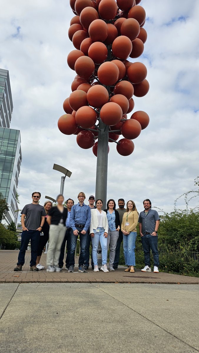 CryoEM_PNCC's tweet image. Congratulations to our six newest EM-school graduates! After completing a rigorous 2-week EM-school training program, they&apos;re now equipped with the skills to excel in sample preparation through data collection. We&apos;re proud to have played a role in their development.