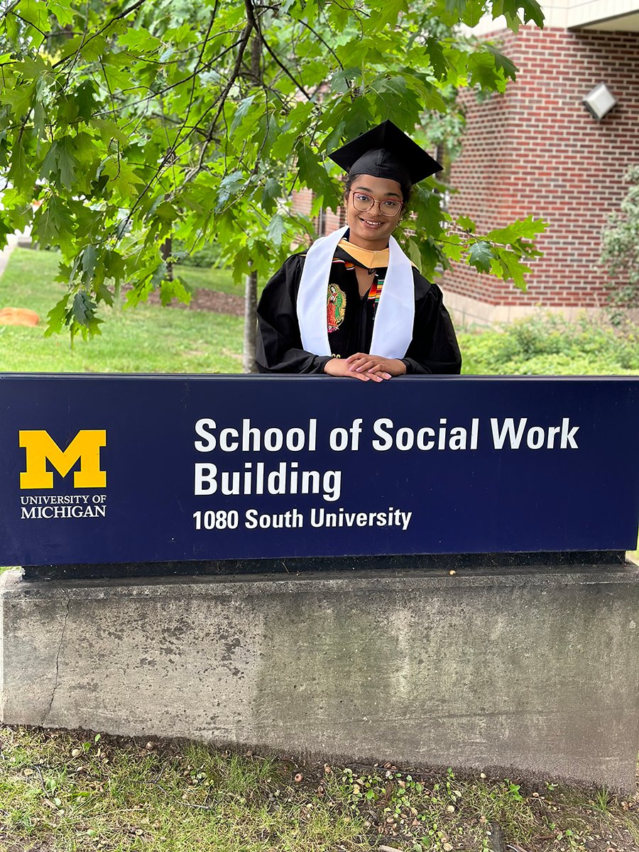 Peace Neighborhood Center is very proud to announce that Youth Programs Director Raven Vawters recently graduated from University of Michigan's School of Social Work with her Master's of Social Work degree. 
Congratulations, Raven! We could not be more proud!