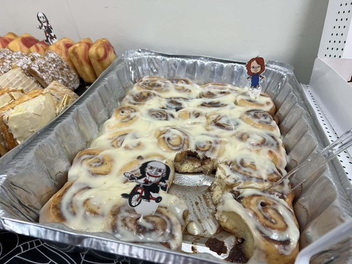 Who says Friday the 13th is unlucky?!?! Feeling pretty lucky to start our day with friends from all over the building! Thank you for joining us for our Lucky Friday the 13th staff breakfast! #FreakyFriday #teacherlife <a href="/OlatheEastHawks/">Olathe East High School</a>