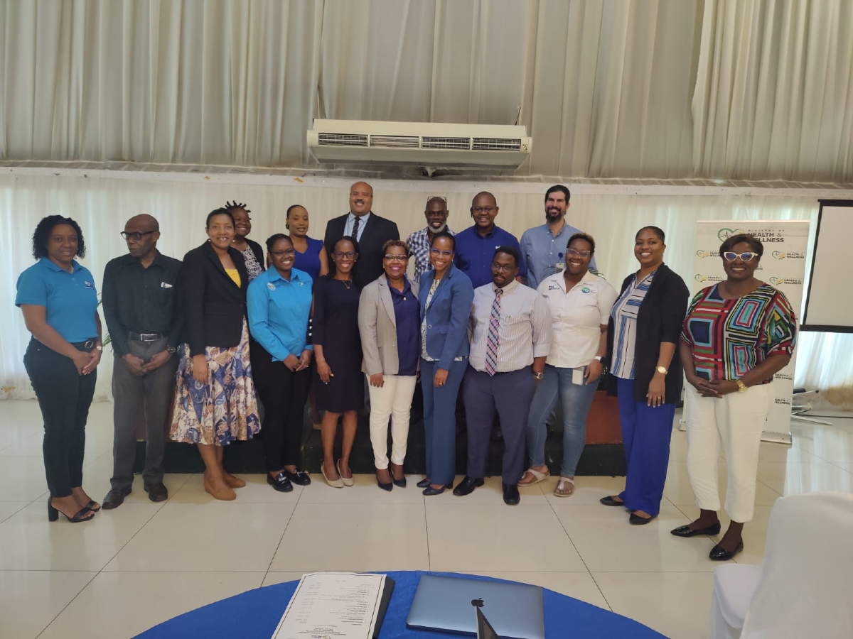 themohwgovjm's tweet photo. The National Health Research Conference Agenda planning team stands united in the fight against prostate cancer.

Today, they captured a group photo wearing blue 💙 to raise awareness and show support.

How are you showing support this #ProstateCancerAwareness month? https://t.co/D3YLfYaTtU