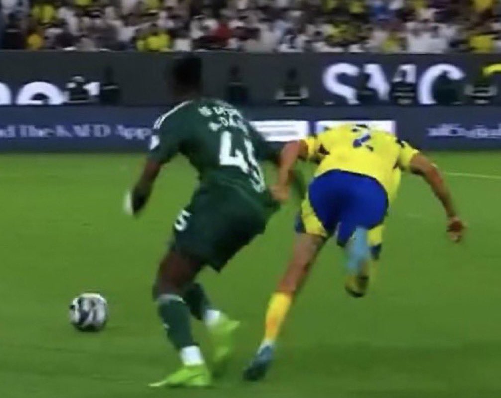 AFC4NET's tweet photo. هذا ما حدث في مباراة اليُوم 🤷‍♂️! https://t.co/5sdE5sdXDV
