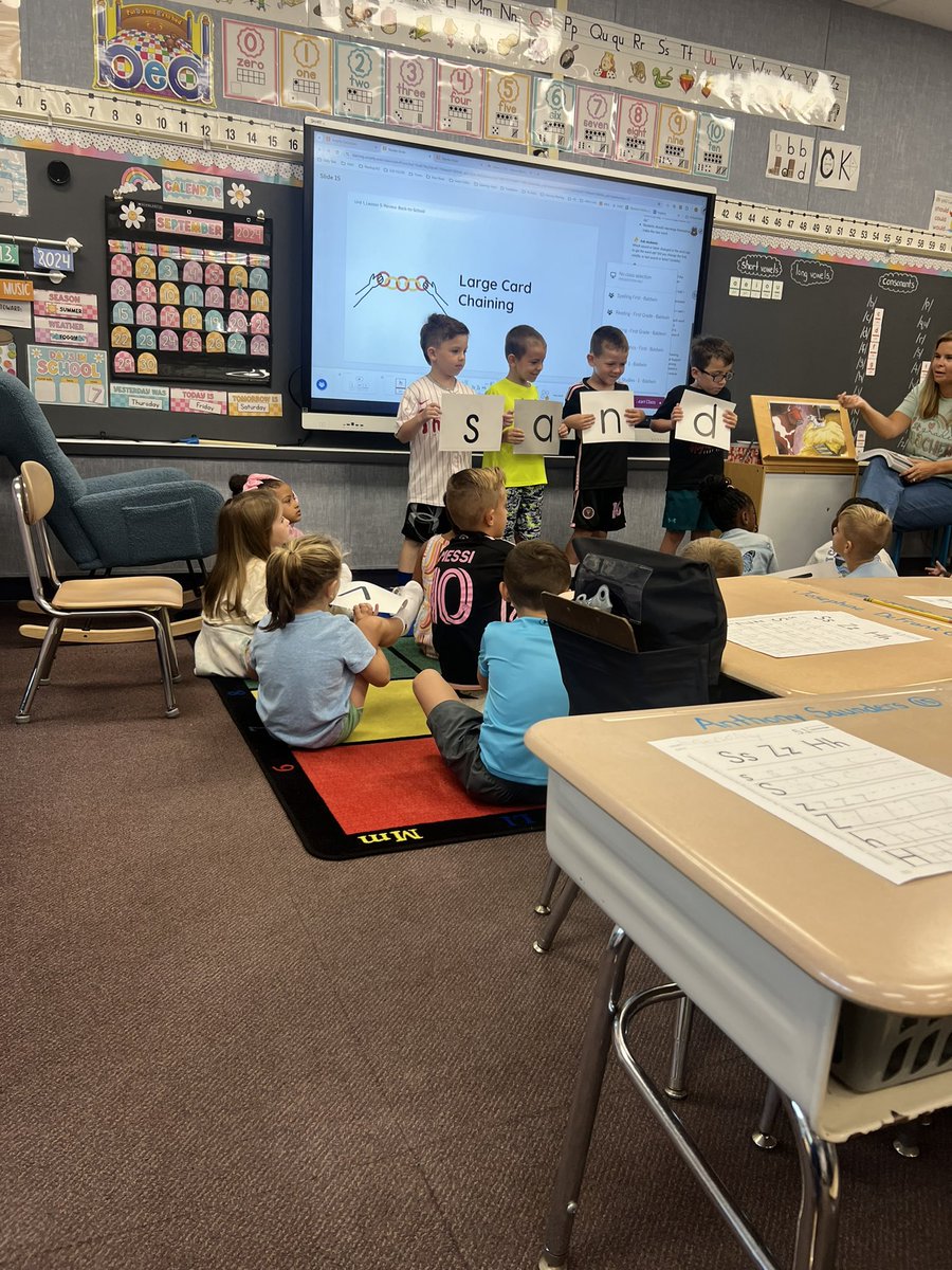 Bragging <a href="/180Brags/">#180brags</a> <a href="/HTWPSchoolsNJ/">Harrison Township Schools @HTS & PVS</a> Mrs. Baldwin and her first graders for chaining sounds to create words with our CKLA  curriculum #exploretodayleadtomorrow