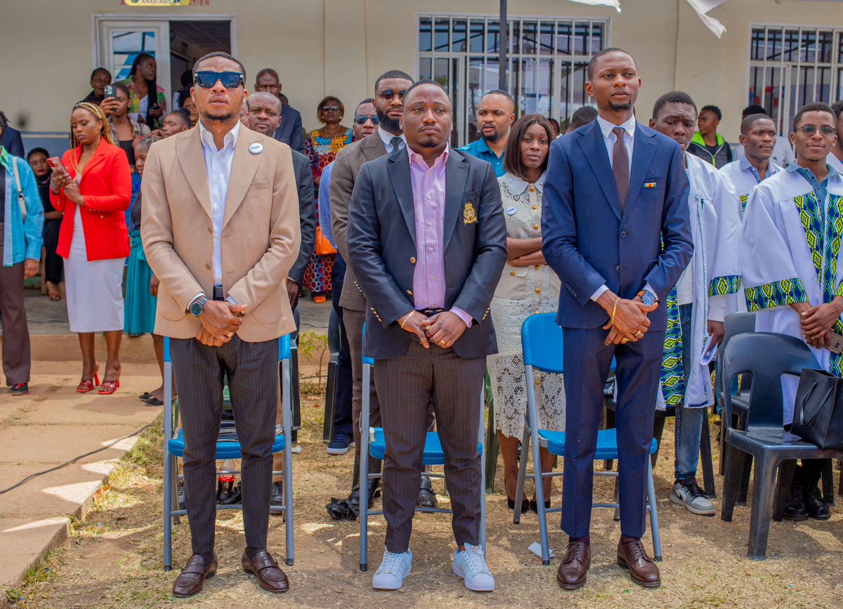 Faire de l’éducation une priorité.

Remise ce 13 septembre 2024 à l’institut supérieur des Arts et Métiers, ISAM des bourses aux heureuses lauréates. 

Bonne chance pour vos projets, et que Dieu nous prenne tous en grâce, qu’il bénisse nos efforts dans le sens d’offrir des