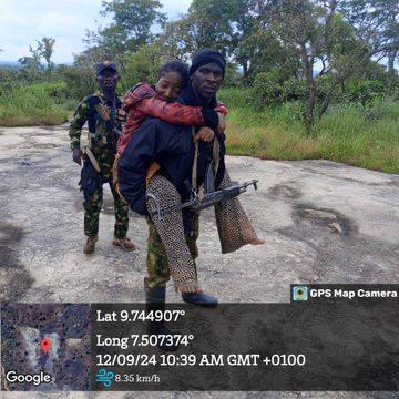 RenewedHopeUK's tweet photo. NIGERIAN ARMY TROOPS BURST TERRORIST STRONG HOLDS, RESCUE KIDNAPPED STUDENTS

In aggressive offensive operations against terrorism and insurgency, Nigerian Army troops have obliterated yet another terrorist stronghold, successfully rescuing kidnapped students,and seizing a significant cache of arms and ammunition. Troops also eliminated some insurgents, while some others were captured alive.

On 12 September 2024, acting on reliable intelligence, troops stationed in Kaduna State launched a highly coordinated operation aimed at rescuing abducted persons from violent extremist camps. Engaging in an intense firefight at Chigbolu village, Kachia Local Government Area, the troops overpowered the terrorists, forcing them to flee and abandoning their captives. A thorough sweep of the area led to the rescue of 13 victims, comprising 6 males and 7 females, as well as the recovery of one AK-47 rifle, 87 rounds of 7.63mm ammunition, 4 magazines, a locally fabricated rifle and the sum of ₦192,220.00. Additionally, 5 solar panels, 5 mobile phones, dry rations, and clothing items were recovered. The rescued victims have been promptly evacuated to 1 Division Medical Services and Hospital for medical attention.

In another decisive operation, troops in Kachia Local Government Area have intercepted two notorious terrorist logistics suppliers, Mallam Usman Waikili and Salisu Idris, at Kagarko village. The troops confiscated the sum of ₦1,306,700.00,  three SIM cards, 2 mobile phones, 3 national identity cards, 8 ATM cards, 2 Moniepoint POS machines, an MTN MiFi and other items from the suspects.

In a separate operation in Suleja, Niger State, troops stormed a terrorist hideout, triggering a fierce exchange of gunfire. The troops' overwhelming firepower led to the neutralization of 3 terrorists, while 3 others, identified as Mallam Halalu, Mallam Suleiman, and Mr. Musa, were captured alive. The suspects led the troops to a hidden armoury, where 3 AK-47 rifles, 121 rounds of 7.62mm (special)ammunition, and the sum of ₦4,079,000.00 were recovered.

These decisive operations, which culminated in the rescue of abducted persons and the dismantling of terrorist networks, reaffirm the Nigerian Army’s unwavering resolve to eliminate banditry and terrorism, marking a significant victory in the ongoing fight for peace and security across the nation. 

The Chief of Army Staff has commended the troops and urged them to sustain the tempo of the offensives across all theatres.