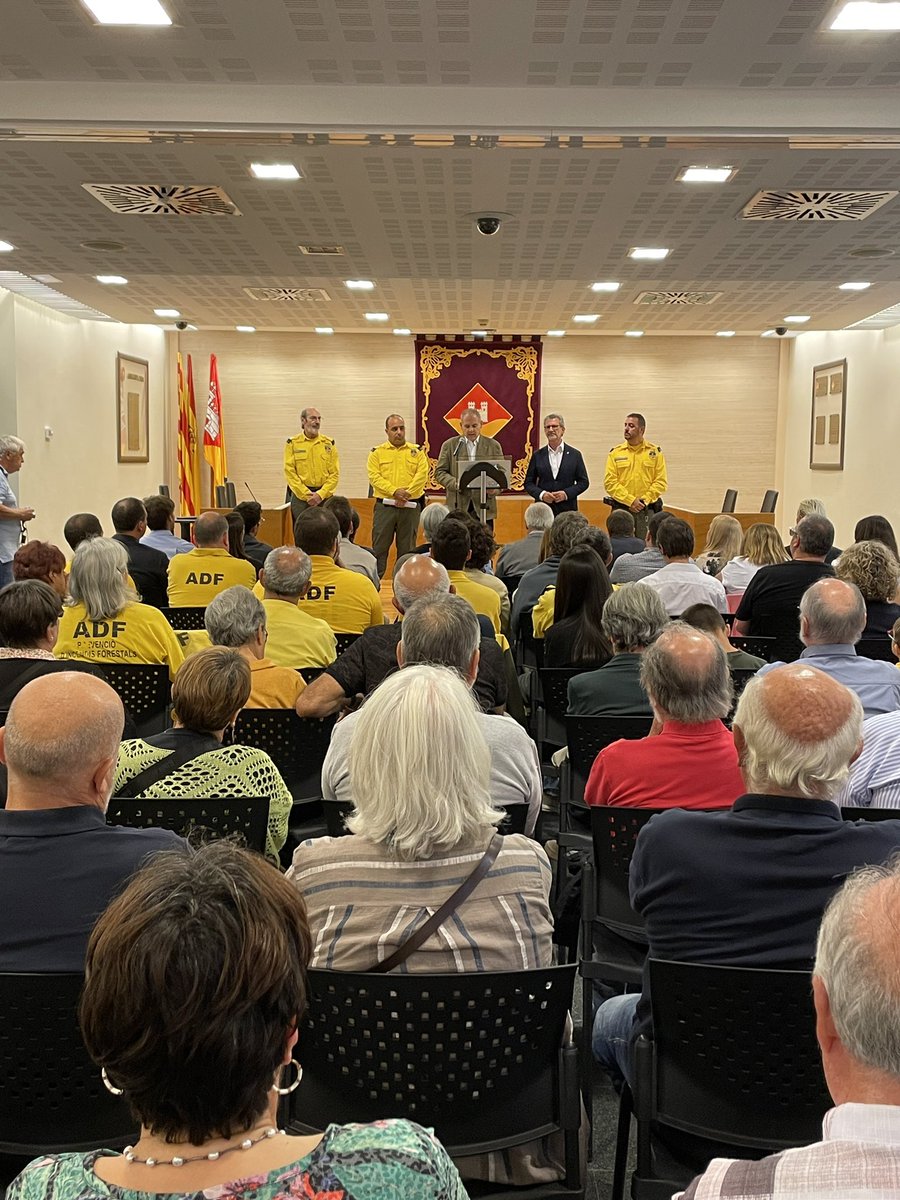 EMDValldoreix's tweet image. L’emoció i l’agraïment han presidit el pregó de l’ADF (@GIEADFSCV), que ha estat centrat en la vinculació del grup de voluntaris amb #Valldoreix, la seva vocació de servei i la voluntat de preservació de l’entorn natural de la vila

@juntsvalldoreix @PPSantCugat @VOXSantCugat