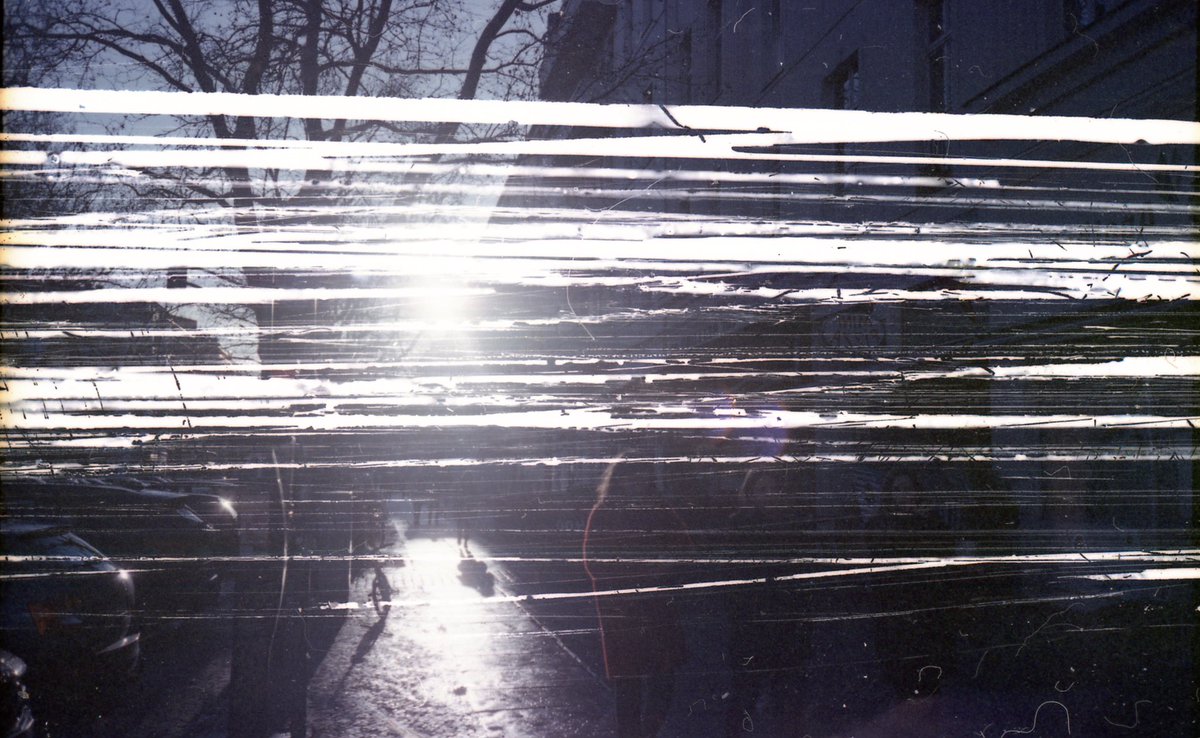 ink on film

black ink on 35mm film 
5/5
3 #xtz 

#tez #tezos #tezosart #TezosCommunity #TezosNFTs #TezosArts #objktcom 

objkt.com/tokens/KT1Dx2c…