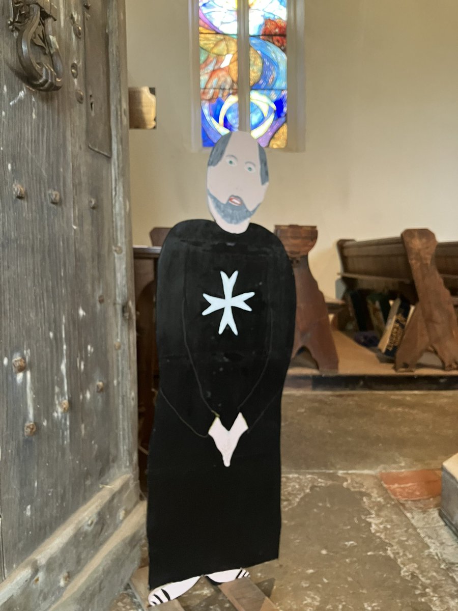 SallyKerson's tweet photo. Meet Galfridus de Tottehale Rector and Knights Hospitaller in 1317. I really enjoyed painting him and he has spent the last week at the door of our village church welcoming visitors.
#HeritageOpenDays
#HandPainted
#ChurchWindows https://t.co/SI8o2uHn7O