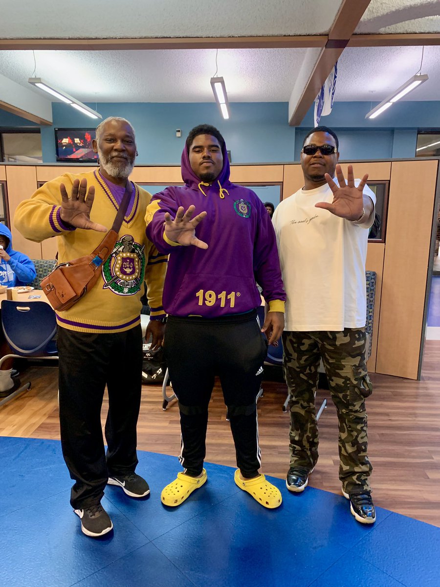RQQ to da bruhz! <a href="/EtaSigQues/">Mighty Raw Eta Sigma</a>