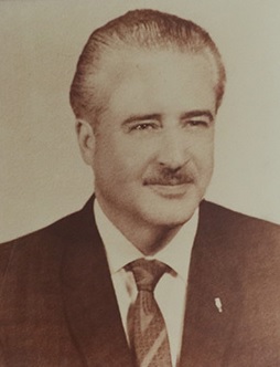 13 de septiembre de 1923.- Nace en #Saltillo, #Coahuila, Miguel Arizpe De la Maza, quien destacaría como empresario, por su labor altruista y generosidad.