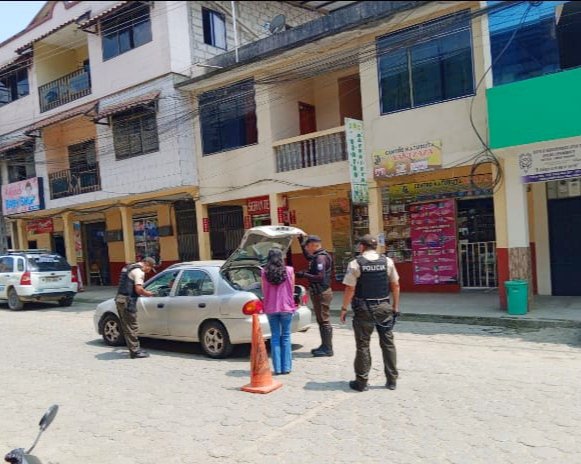 goberzamora's tweet photo. 💪 #TerritorioActivo

En operativo interinstitucional coordinado por #Comisarios, #TenientePolíticos, @PoliciaEcuador y 
@EjercitoECU, son realizados por las calles y avenidas de la provincia de Zamora Chinchipe. https://t.co/3zh3Q1dsHx