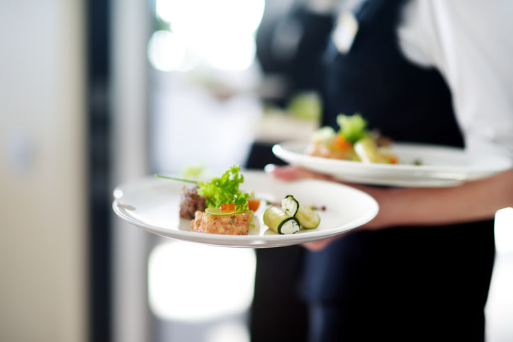 ThreeTomatoes's tweet photo. 🥂 All-Inclusive &amp; Customizable! Three Tomatoes Catering offers all-inclusive packages that you can personalize to suit your event. Enjoy delicious food, onsite staffing, and basic rentals all for one set price! https://t.co/LtWUFtDHI0