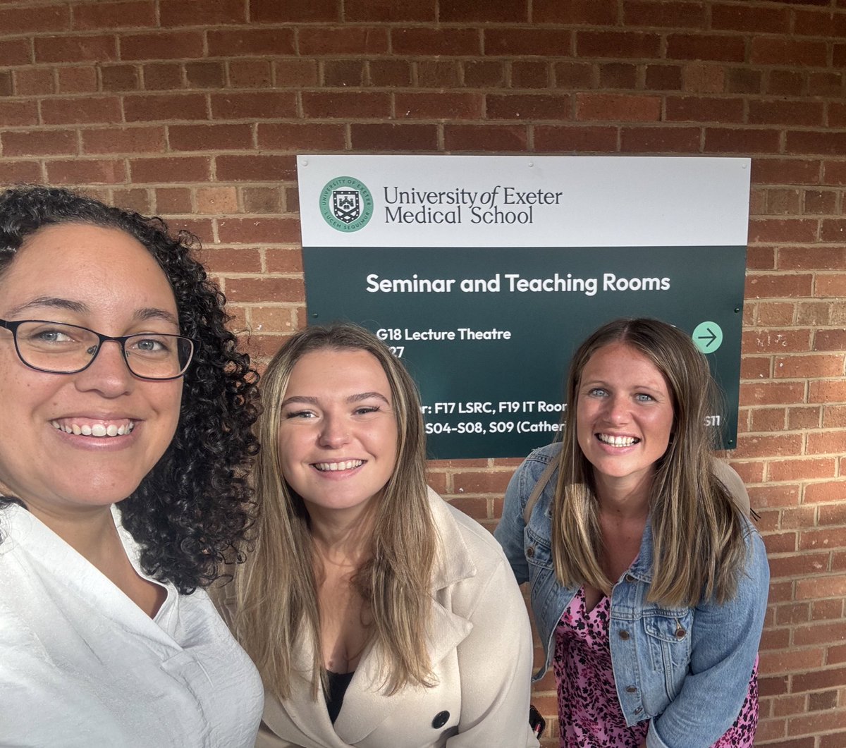 Hannah Grocutt (@hannahgrocutt) on Twitter photo A lovely afternoon at the University of Exeter, celebrating 20 years of medical imaging. A privilege to talk about my journey and time at Exeter and catch up with some lovely radiographers and lecturers. @UoE_M <a href="/DiagnosticU/">UoE_Dia_Radiography_Apprenticeship</a> <a href="/radrach07ael/">Rachael</a> <a href="/GeorginaBrimbl1/">Georgina Brimblecombe-Rust</a> <a href="/cornwall_ahps/">Cornwall AHPs</a> A lovely afternoon at the University of Exeter, celebrating 20 years of medical imaging. A privilege to talk about my journey and time at Exeter and catch up with some lovely radiographers and lecturers. @UoE_M <a href="/DiagnosticU/">UoE_Dia_Radiography_Apprenticeship</a> <a href="/radrach07ael/">Rachael</a> <a href="/GeorginaBrimbl1/">Georgina Brimblecombe-Rust</a> <a href="/cornwall_ahps/">Cornwall AHPs</a>