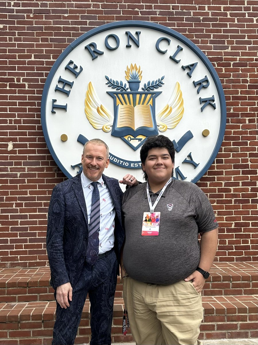 belizewarrior's tweet photo. The New Teacher Conference at the @ronclarkacademy was amazing! A great opportunity to learn from veteran educators and become inspired in my career. AMISTAD FOREVER!!! ❤️ #RCAEXP https://t.co/ZDoevui3JL