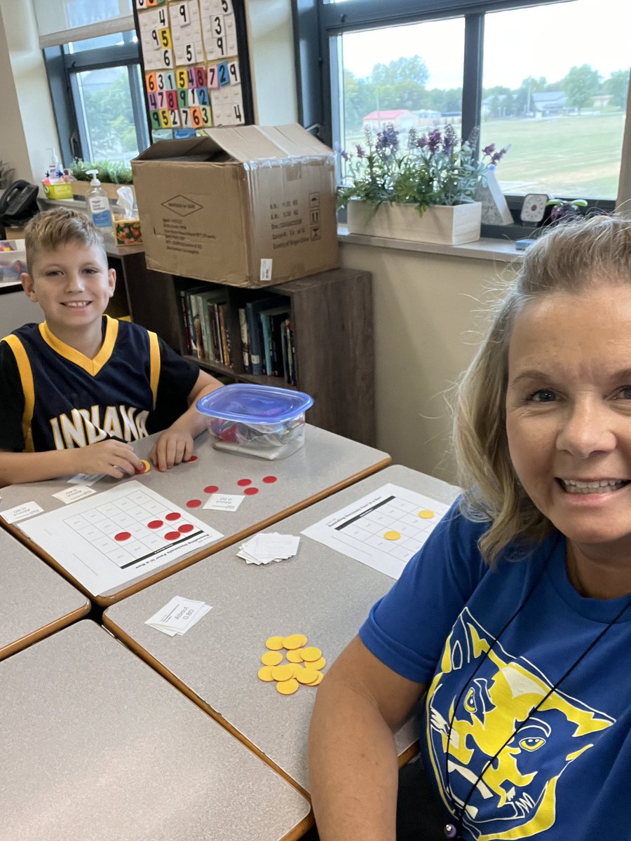 I love days when we have time for math board games! 💙💛
#Proud2bMIS #1GC