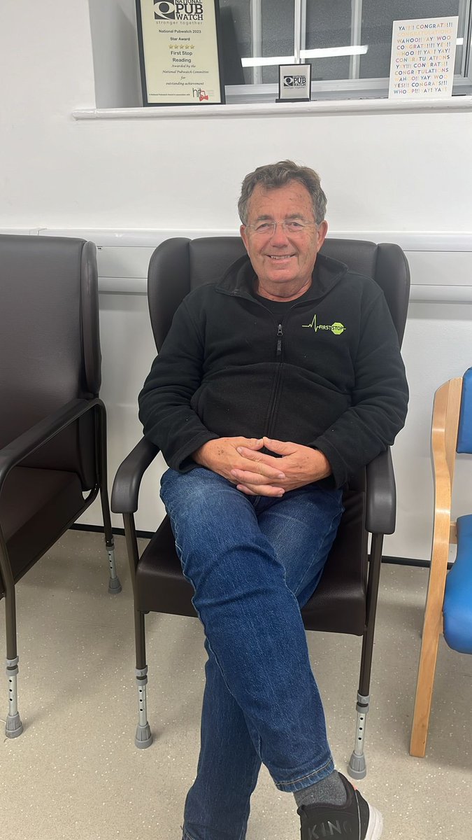 It’s Friday night &amp; First Stop is open at Reading Safe Space for #Firstaid #Information #Refuge #Safety #Treatment
<a href="/ReadingBID/">Reading Central & Abbey Quarter BID</a> @TVP_Reading <a href="/SCAS999/">South Central Ambulance Service</a> <a href="/ReadingCouncil/">Reading Borough Council</a>